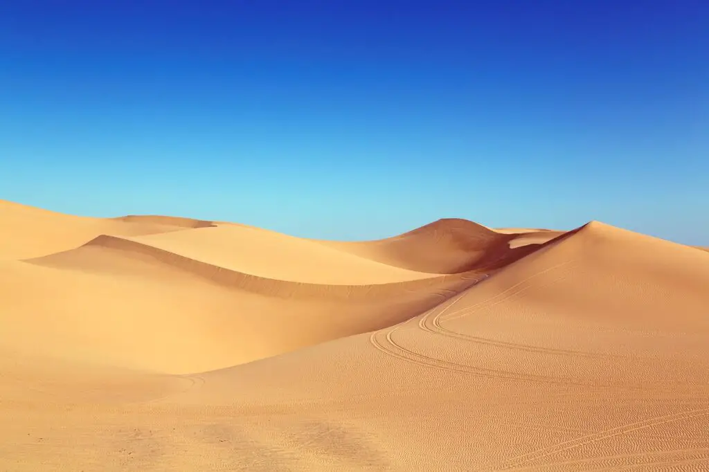 desert, sand, dunes-1654439.jpg