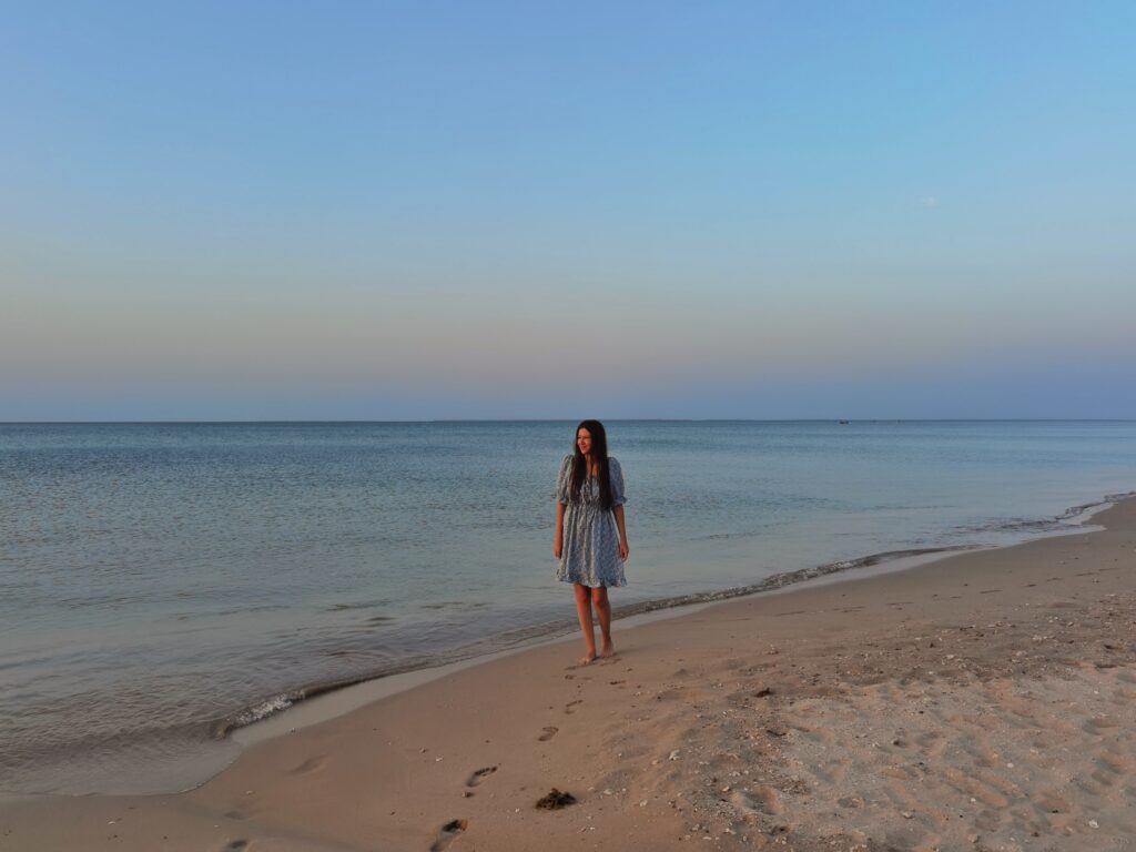 Delft Island Sri Lanka: Best Travel Guide + Things To Do 11 Delft Island Beach
